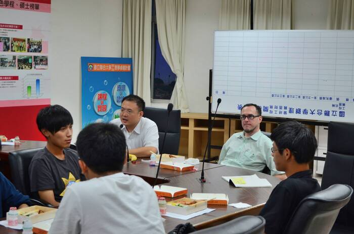 102.05.29_國際志工二次集合圖片