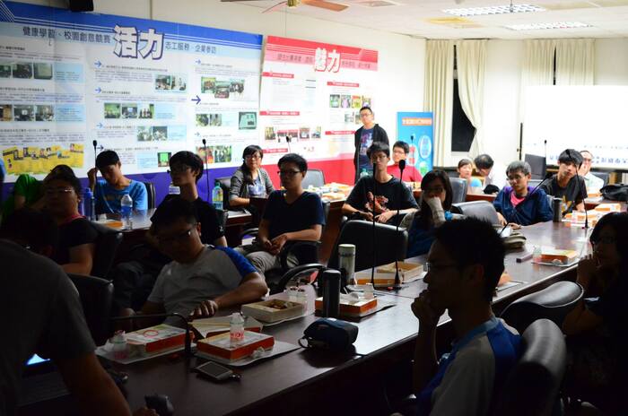 102.05.29_國際志工二次集合圖片